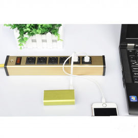 Listwa zasilająca Multi Outlet z USB, smukła listwa zasilająca z ładowarką USB