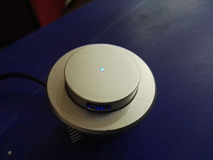 Przenośna stacja ładowania Travel Usb Round Push Mounted With 2 X USB Chargers