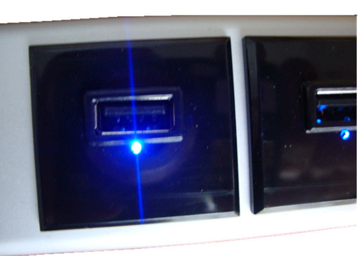 4 gniazdowy zasilający USB listwa zasilająca, mocowany listwa przypodłogowa Power Bar ETL Approved
