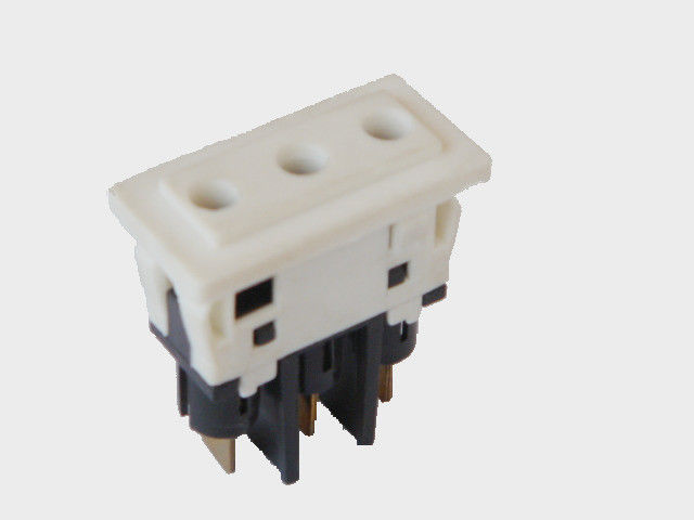 Własne Włochy Standardowe gniazdko elektryczne Gniazdo pojedyncze z czarnym / białym kolorem