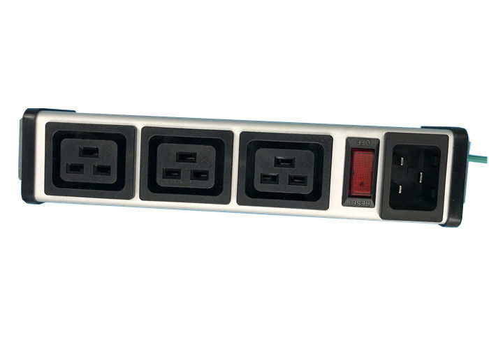 Aluminiowa obudowa 3-drożna jednostka dystrybucji zasilania PDU z przełącznikiem sterowanym IEC 320 C19