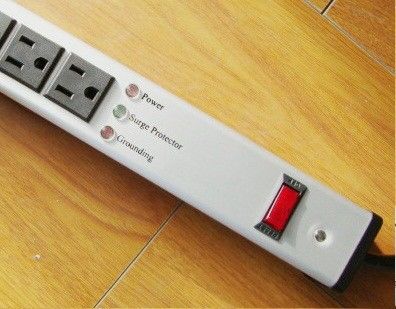 Slim 6 Outlet Metal Power Strip Bar dla komputerów / sprzętu audio i wideo