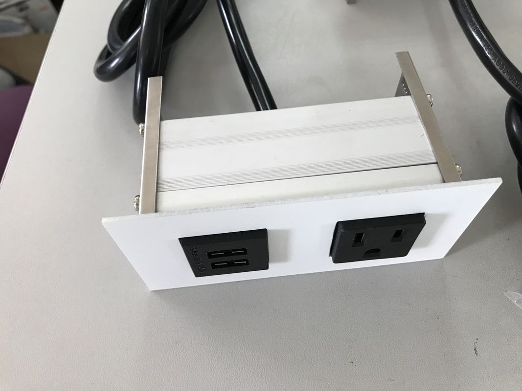 Ukryte gniazda zasilania pulpitu z 1 gniazdem / 2 porty USB, płyty czołowe ze stali nierdzewnej Gniazdo zasilania z blatem