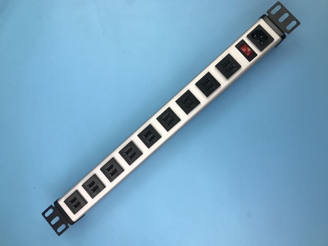 Smart 18 Dwuportowa listwa zasilająca USB do iPadów / iPhone'ów / smartfonów 5VDC 2.1A