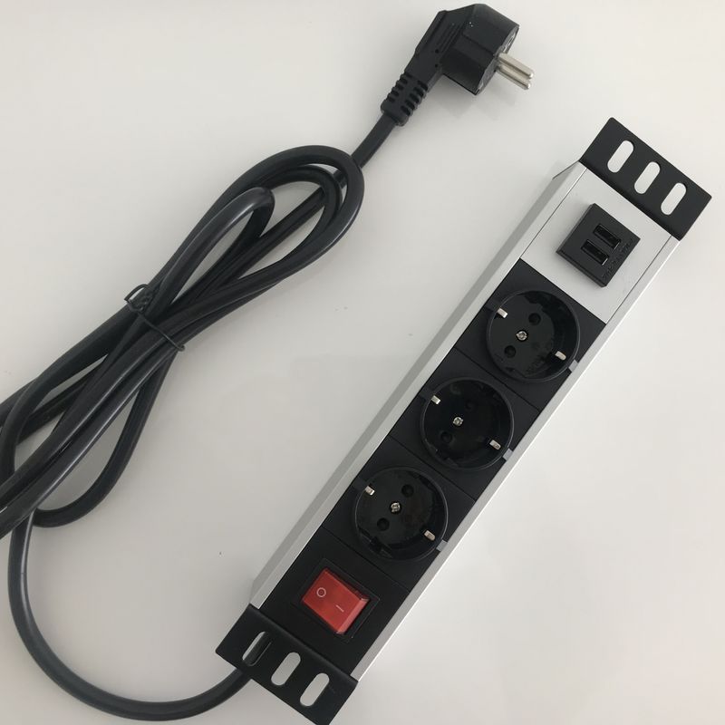 3 gniazdowa inteligentna listwa zasilająca Schuko z podwójnym portem USB Metalowa obudowa przewodu 2M